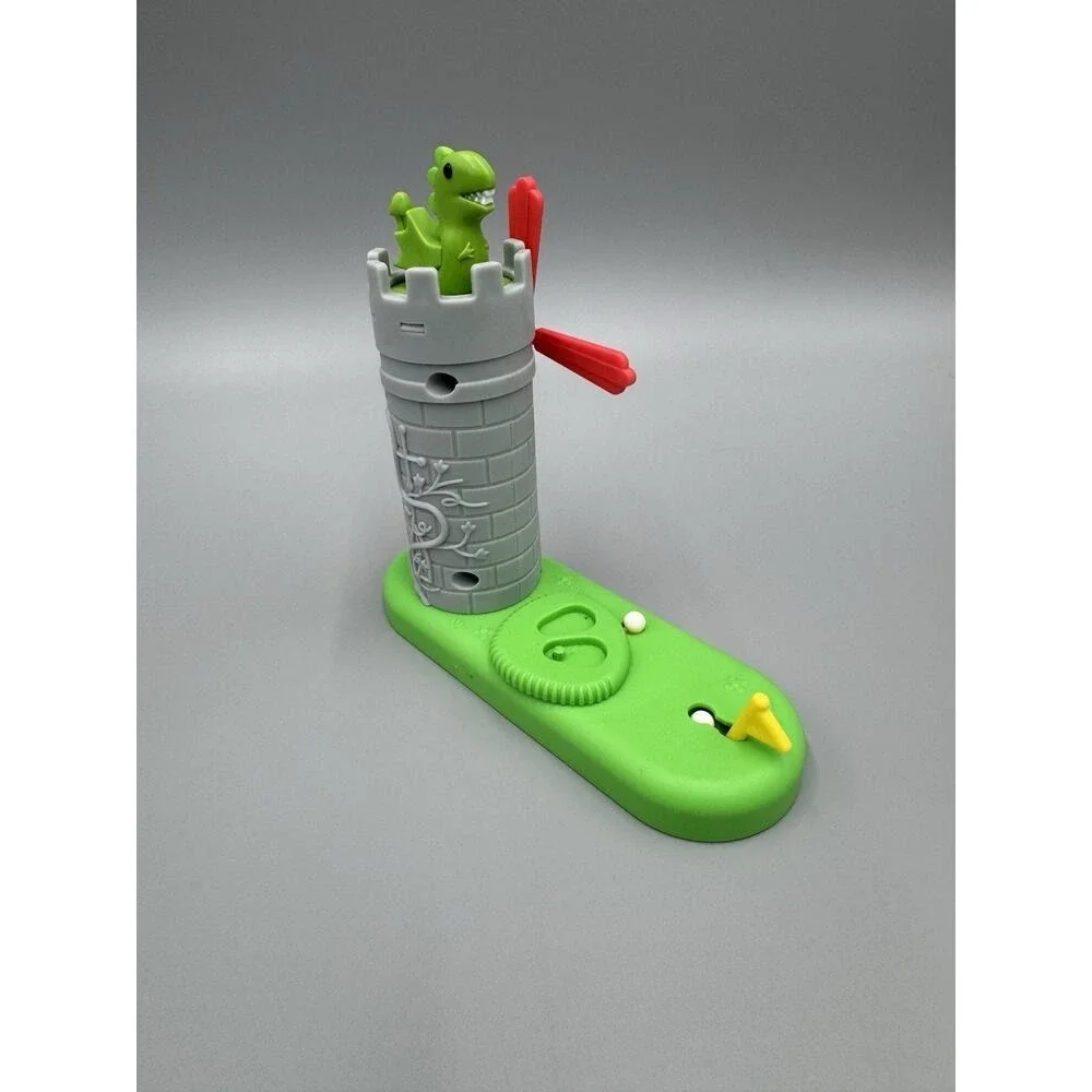 Peppa Pig Peppa's Club Mini Golf W/ 2 Figures Hasbro